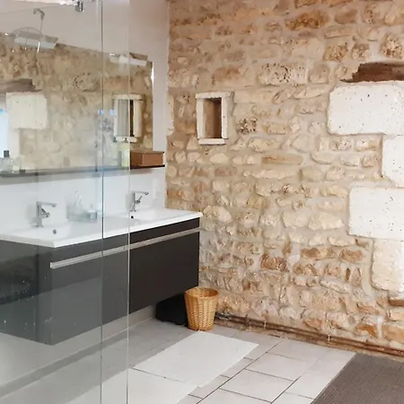 Beau Logis Charentais Du Xixe Et Sa Piscine